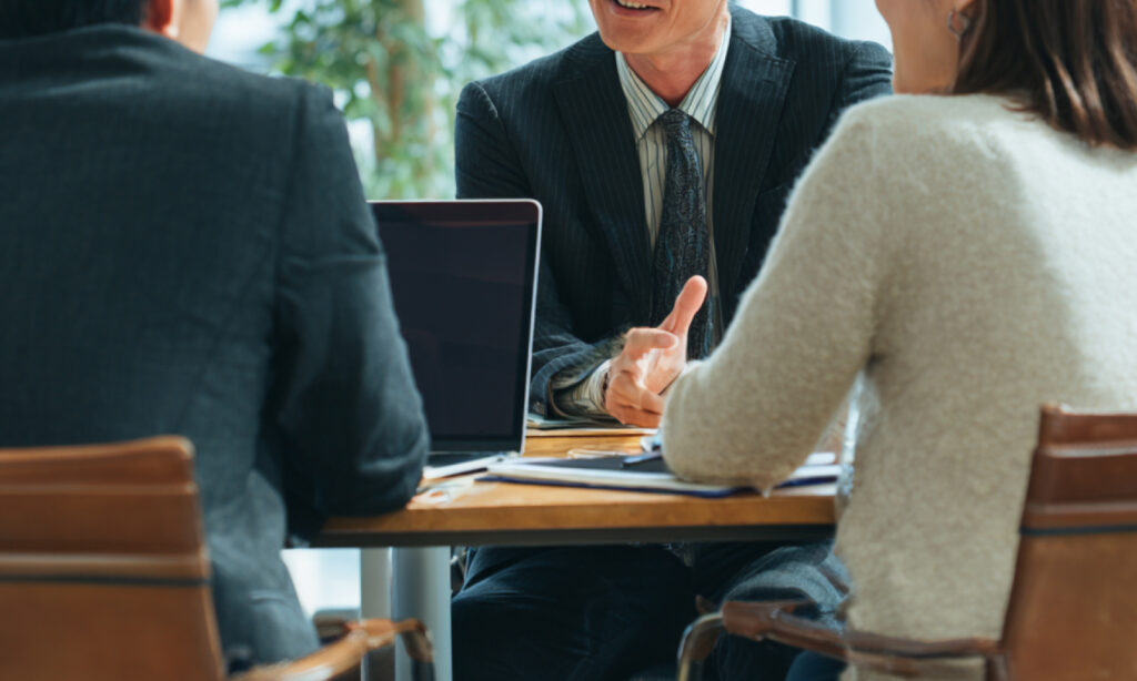 丁寧なヒアリングに基づく戦略・方針の決定